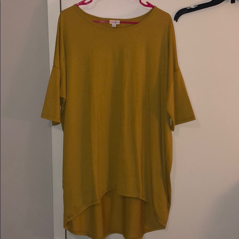 NWOT Mustard Yellow Irma Lularoe